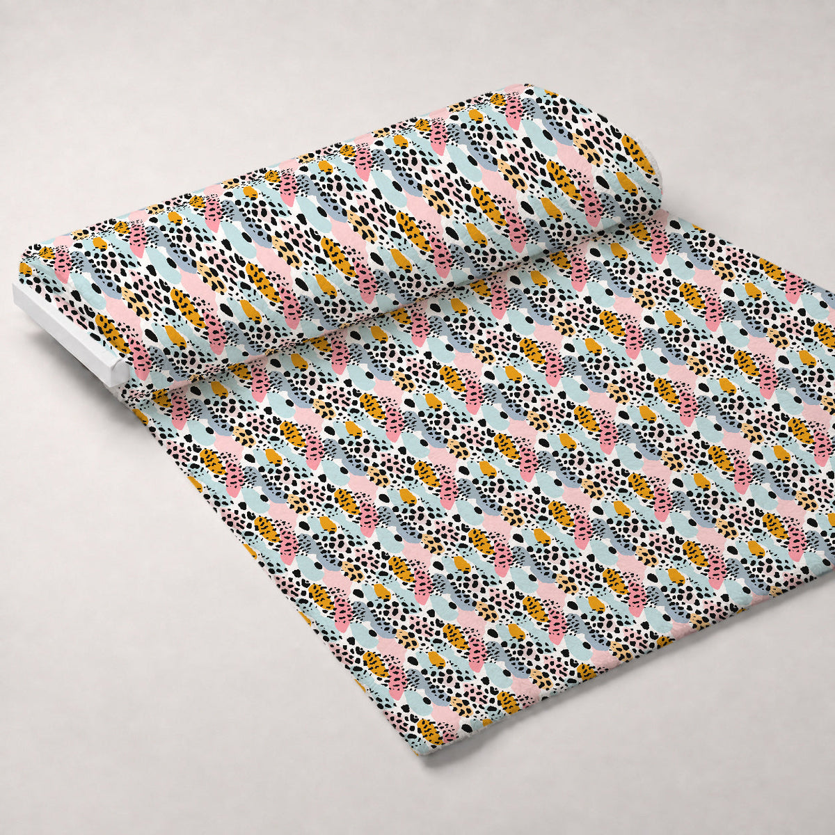 Sorbet Cheetah Spots Pattern 15 Minky Fabric