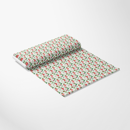 Red and Green Watercolor Christmas Pattern 10 Quilting Cotton Fabric